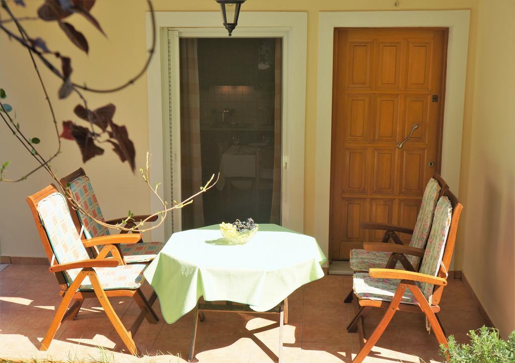 Villa The Platanus Tree Kato Vasiliki Exterior foto